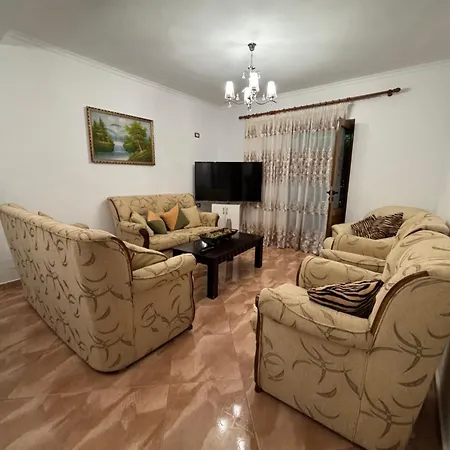 Cobo Apartment's * Përmet
